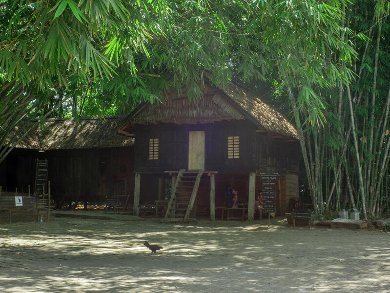 File:Rumah Adat Kajang.jpg