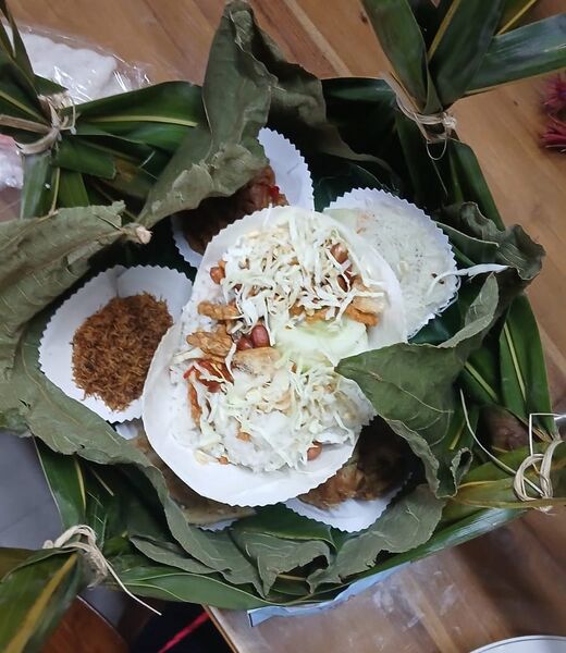 File:Sarangan daun Kelapa 2.jpg