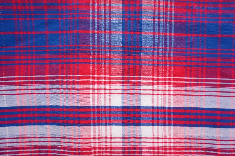 File:TENUN WAKATOBI 2.jpg